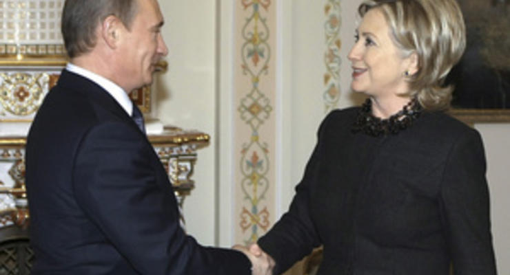 Путин рассказал Клинтон об отношениях с Украиной, употребляя "яркие слова"