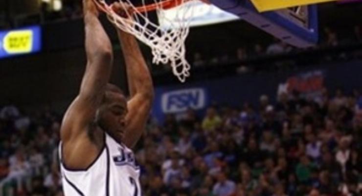 NBA: Джазмены расправились с Шершнями