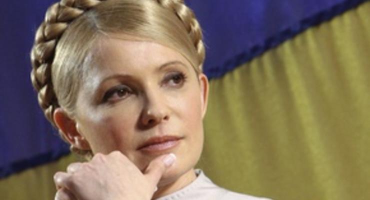 Тимошенко: Азаров играет на человеческих слабостях в поиске средств на Евро-2012
