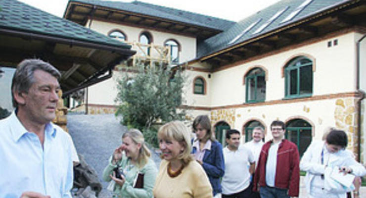 Ющенко намерен переехать с госдачи в село