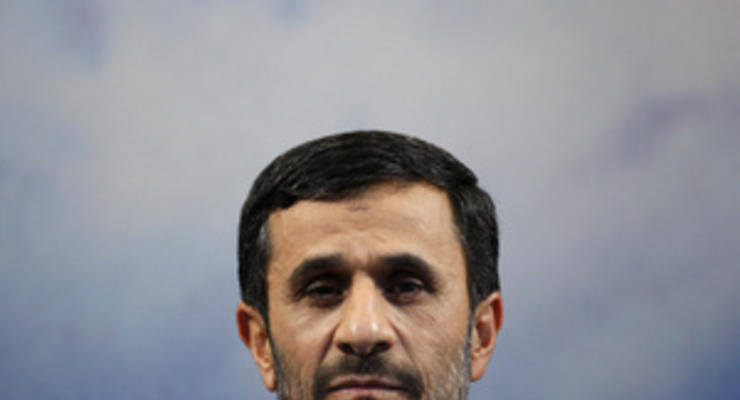Ахмадинежад заявил, что Обамой управляет "сионистское лобби"