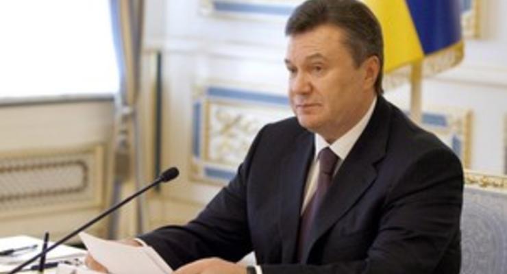Янукович заявил, что принимает решение КС по коалиции