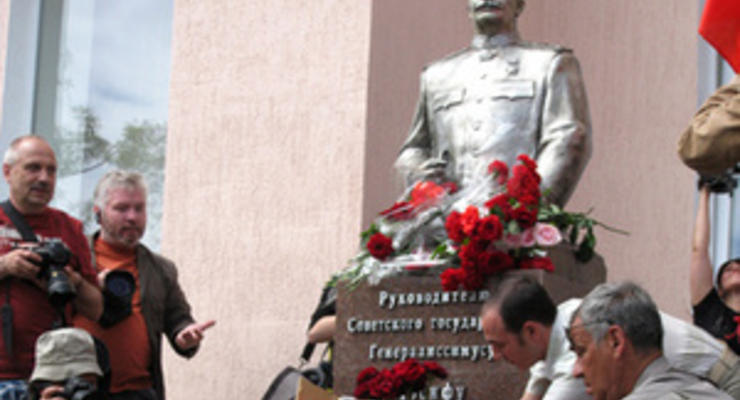 Коммунисты об умершей женщине: Она умерла достойной смертью, перед Сталиным