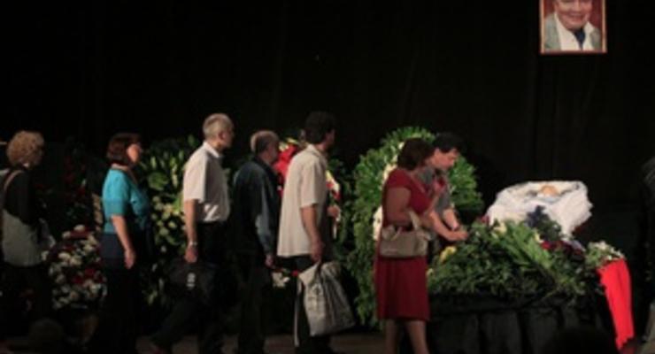 В Москве похоронили Андрея Вознесенского