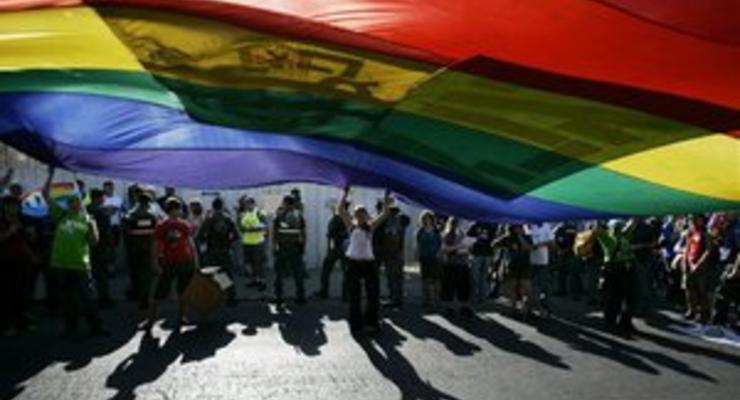 Организаторы московского гей-парада намерены подать в суд на человека, назвавшего их натуралами