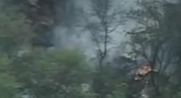 ТВ: При крушении самолета в Пакистане выжили как минимум восемь человек