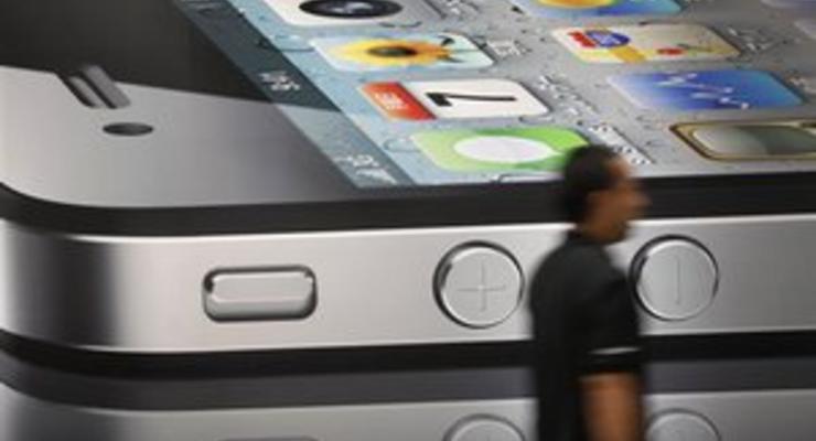 Пользователи раскритиковали Apple за сбой в работе будильника на iPhone 4