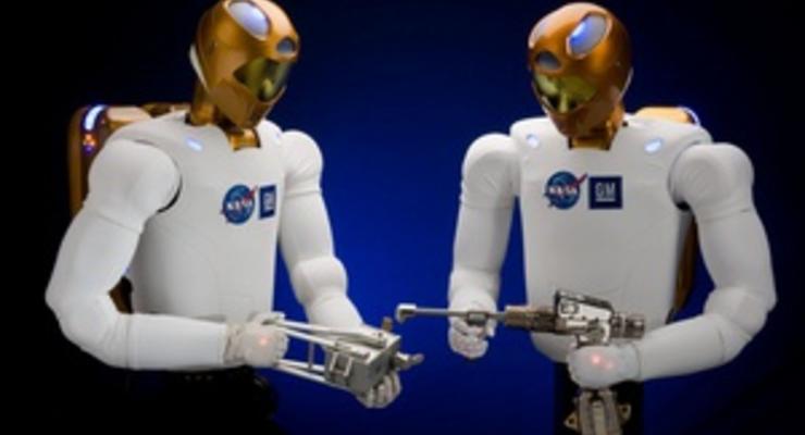 NASA через три года отправит на Луну человекообразного робота