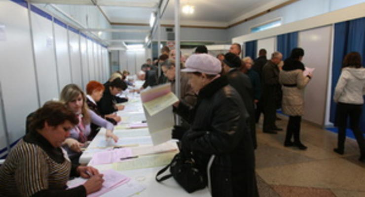 Выборы в Киевской области: в КИУ выявили фальсификации в пользу Партии регионов
