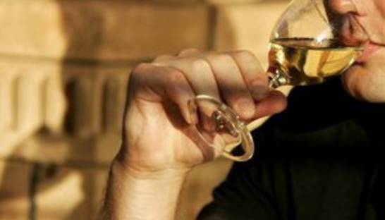 Ученые: Умеренное потребление алкоголя – полезно для здоровья