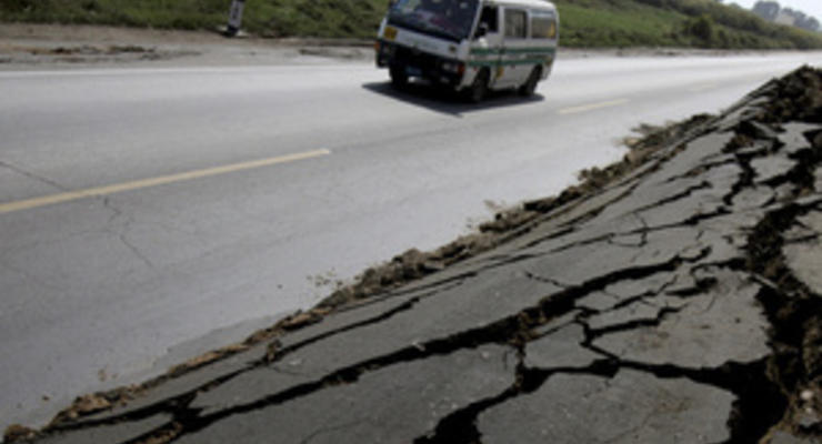 В Перу автобус врезался в скалу: девять погибших
