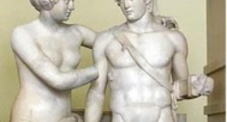 По требованию Берлускони статуе бога Марса приделали пенис