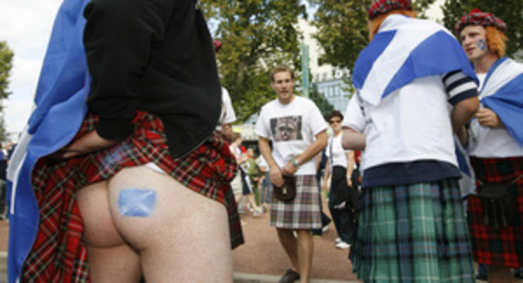 Шотландцев обязали надевать нижнее белье под килты