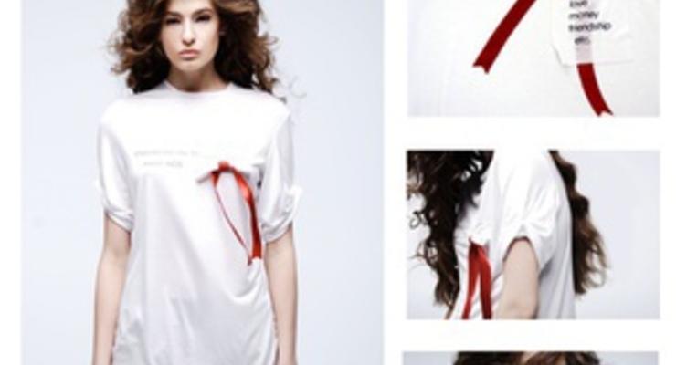 В PinchukArtCentre начали продавать футболки на тему безопасного секса