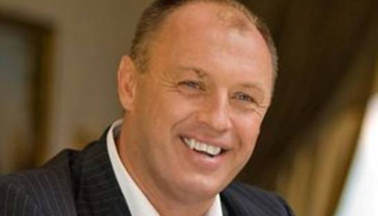 Мэр Полтавы, победив на выборах, выиграл раритетную Волгу и две поездки в Москву