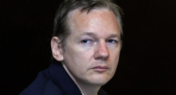 Разыскиваемый Интерполом основатель WikiLeaks дал интервью журналу Time