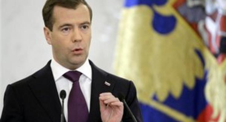 Медведев: За Катынское преступление отвечают Сталин и его приспешники