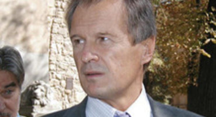 Костенко переизбрали главой УНП