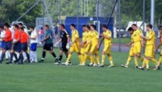 Металлист размялся на купянском Локомотиве