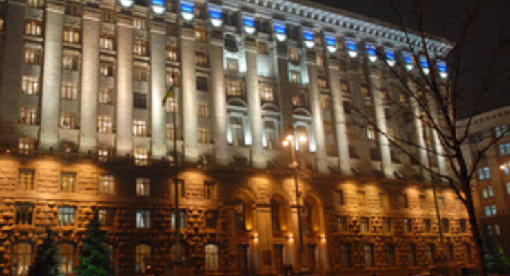 Попов отрицает, что здание киевской мэрии сдадут в аренду для корпоративов