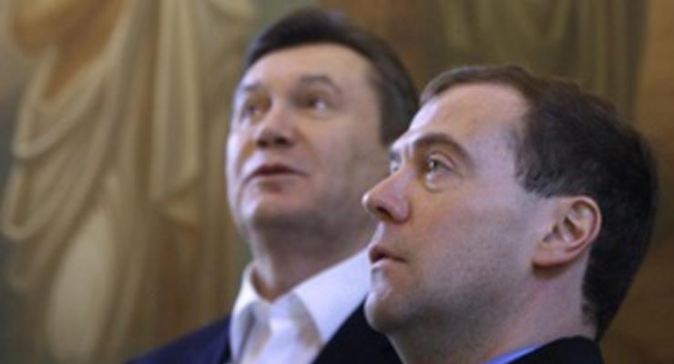 Янукович опередил Ассанжа по упоминаниям в российской прессе