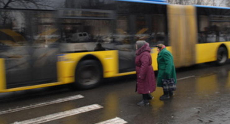Власти Киева намерены передать Енакиево два троллейбуса