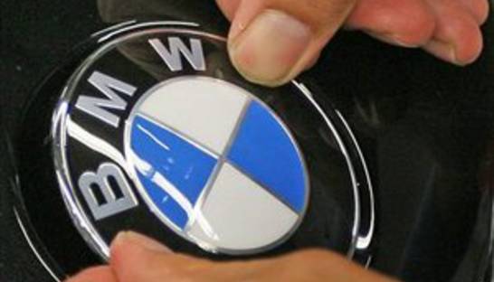 В США назвали самые безопасные машины 2011 года