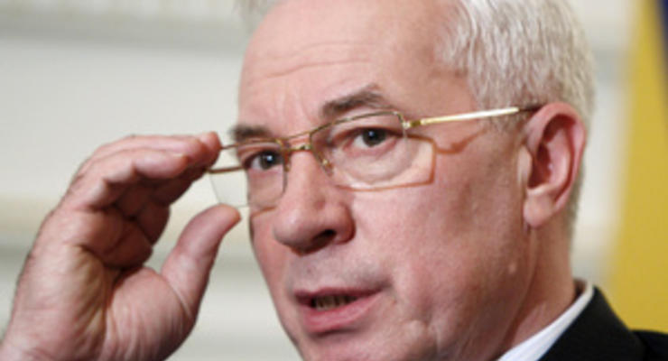 Азаров: Кабмин планировал получить от продажи Укртелекома 12 млрд грн