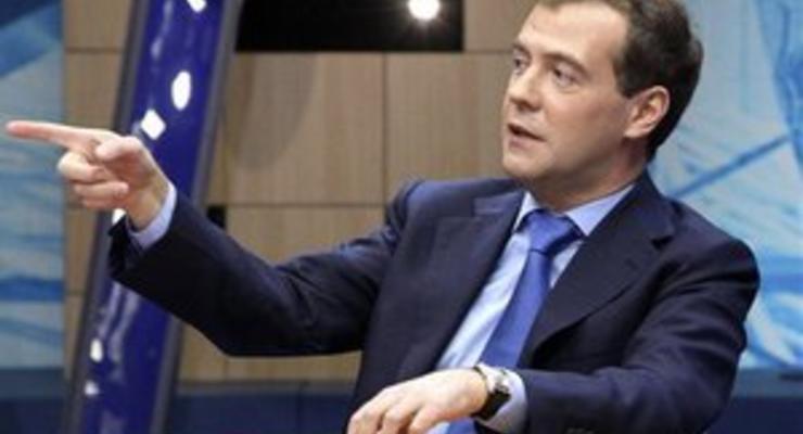 Медведев запретил главам регионов России называться президентами