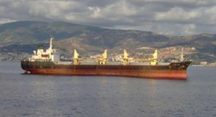 Сомалийские пираты захватили судно с украинской командой
