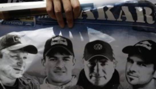 Фотогалерея: Поехали. Стартовал Дакар-2011