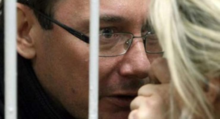 Луценко намерен присутствовать в суде при рассмотрении жалобы на его арест