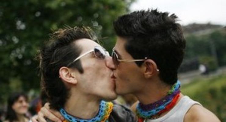Эксперт: В Украине будет поднят вопрос о легализации однополых браков