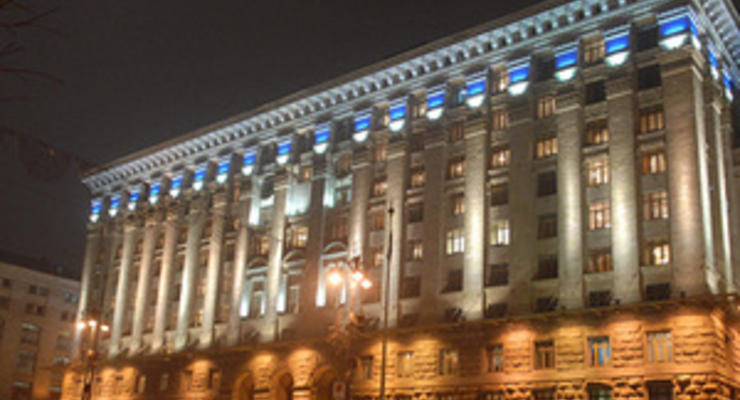 Киевские власти обещают не сносить Замок Барона