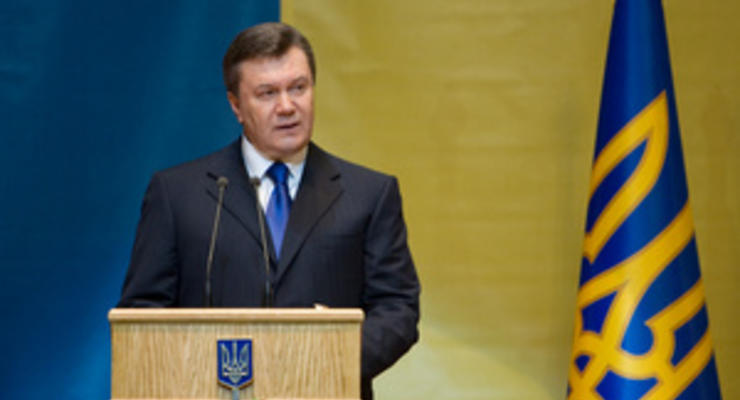 Украина создаст новые Вооруженные силы - Янукович