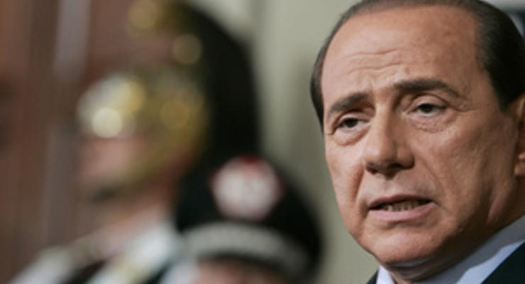 СМИ: Берлускони подозревают в связях с еще одной несовершеннолетней проституткой