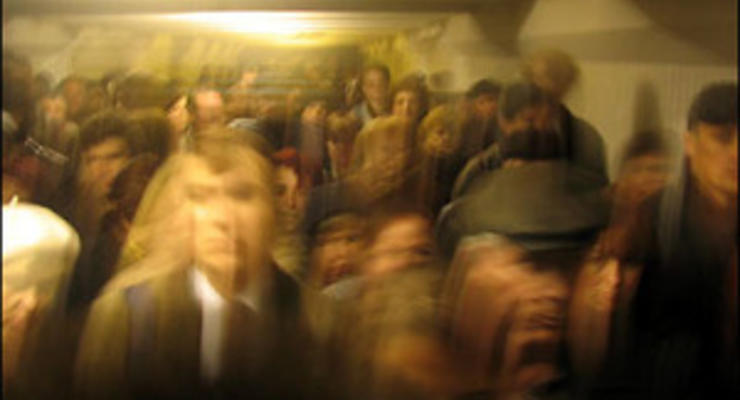 В киевском метро отменили бесплатный проезд для пенсионеров и других льготников