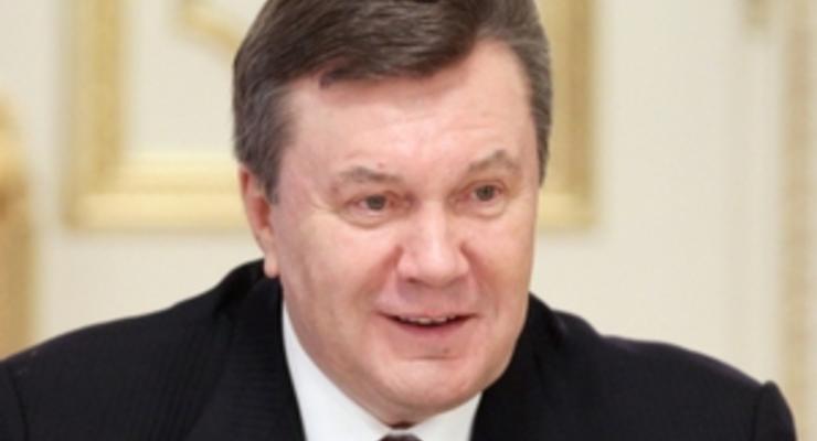 Янукович в Давосе не смог выговорить лозунг Украины на Евро-2012