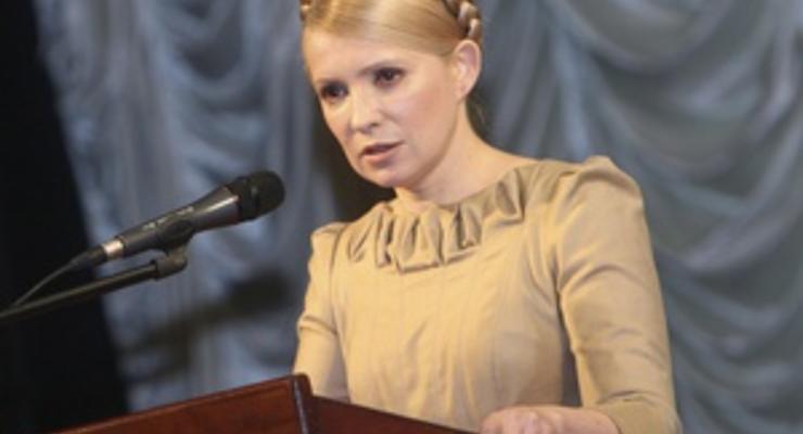 Тимошенко: У Азарова одна таблетка на все случаи жизни
