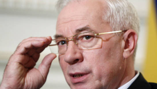 Азаров заявил, что спекуляций на повышении тарифов ЖКХ быть не может