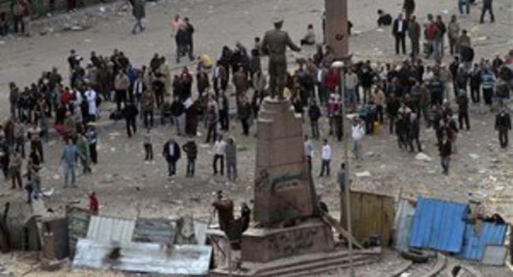 В Каире возобновились стычки между сторонниками и противниками Мубарака