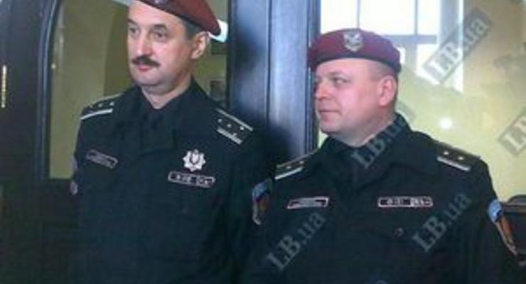 Охрана Черновецкого не пропустила журналистов и депутатов в его кабинет
