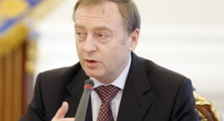 Лавринович попросил директора  Freedom House относиться к Украине без эмоций