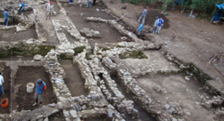 Археологи обнаружили в Перу могилу правителя государства Вари