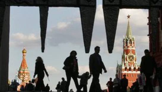 Опрос: половина россиян готовы выйти на акции протеста