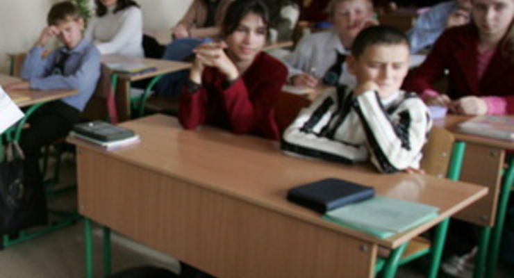 Письмо из Макеевки: Родители учеников просят Януковича не закрывать украиноязычную школу