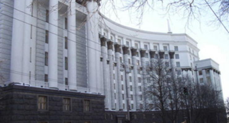 Кабмин назначил исполняющего обязанности главного санврача Украины