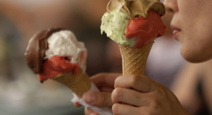 В Лондоне изъяли из продажи мороженое из грудного молока