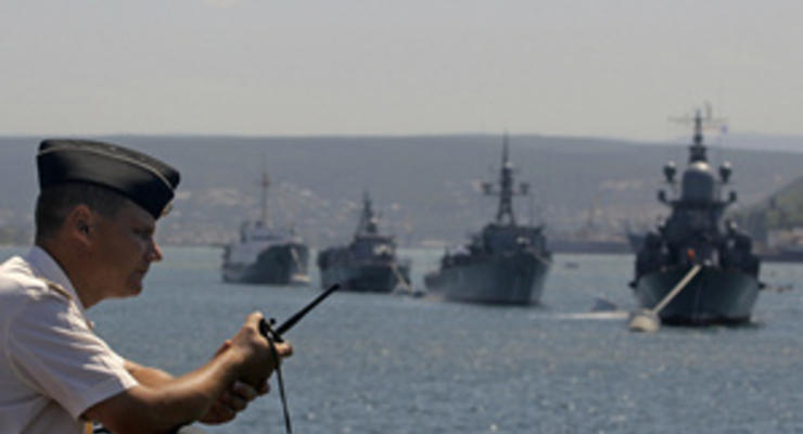 Представитель ЧФ РФ опроверг информацию о выходе боевых кораблей к берегам Ливии