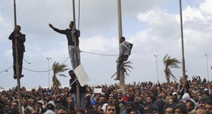Ливийские власти призывают повстанцев к переговорам